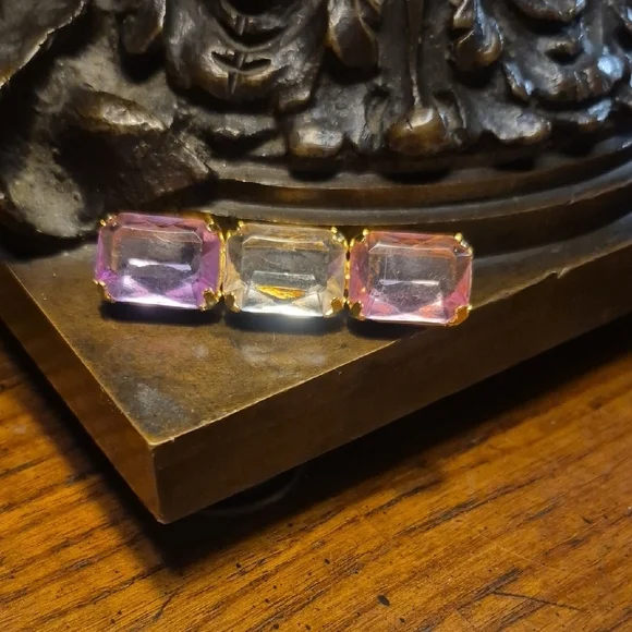 Vintage Three Glass Stone Bar Pink Clear Brooch - Picture 1 of 5